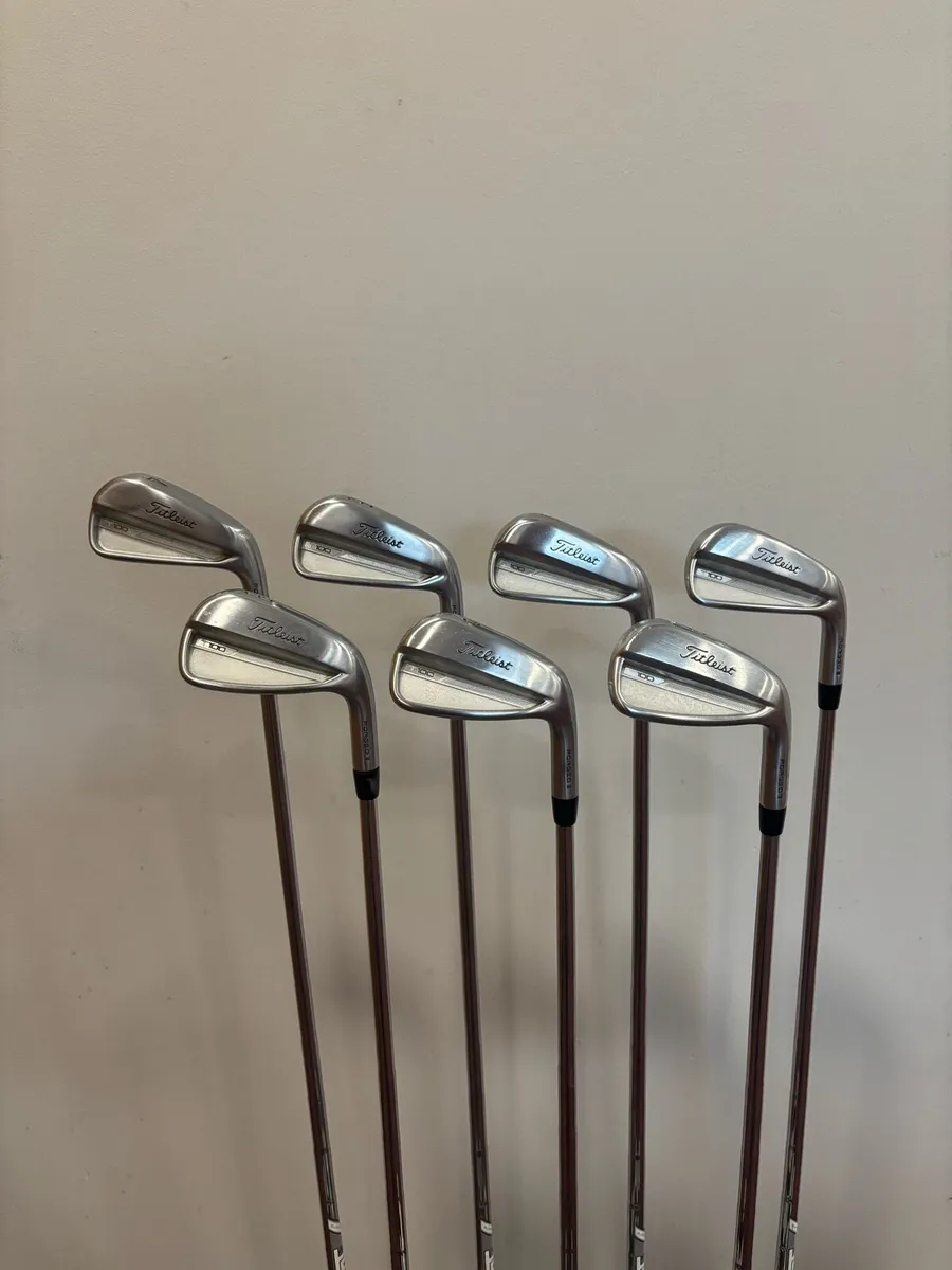 Titleist T100 Gen 3 Irons 4-PW - Image 1