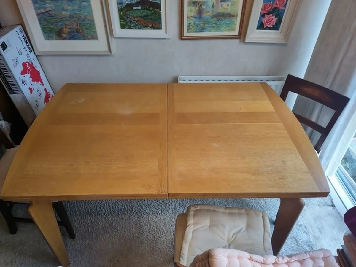 table - Image 1