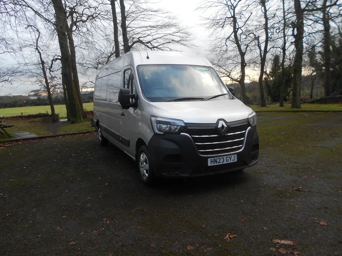 Renault Master 2023 - Image 1
