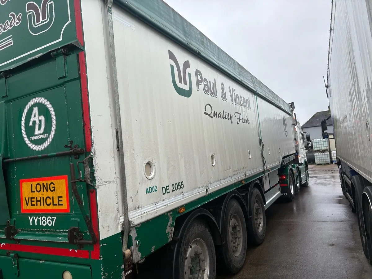 Bulk blowing trailer - Image 2