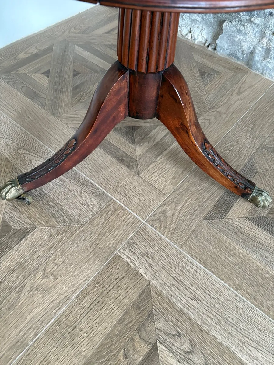 Antique shelf - Image 3