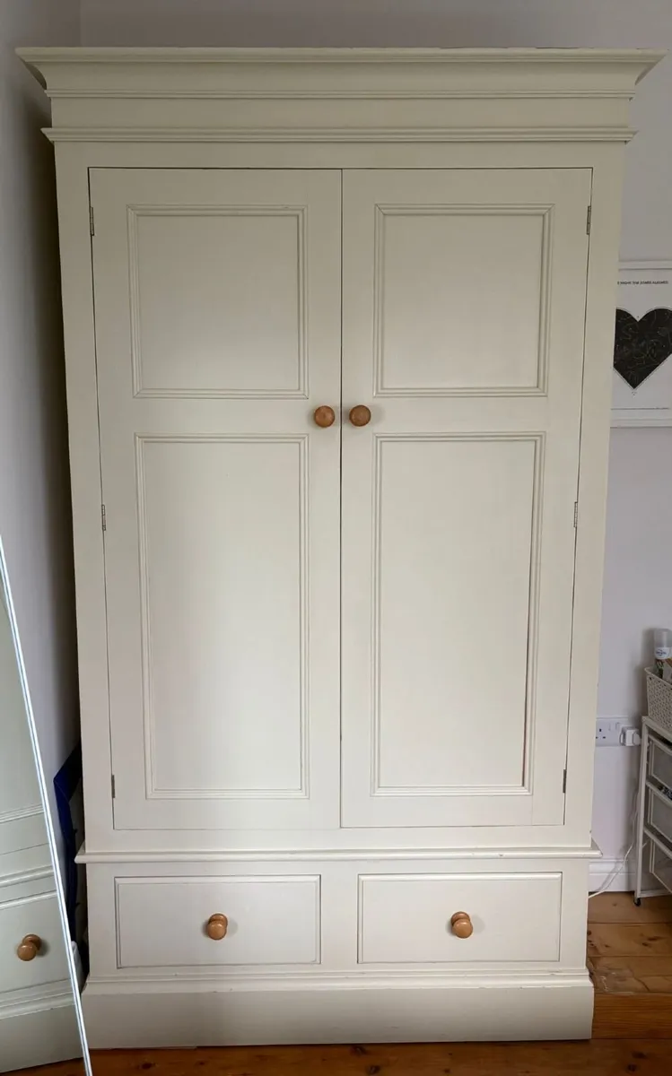 Double Wardrobe €150 ono - Image 1