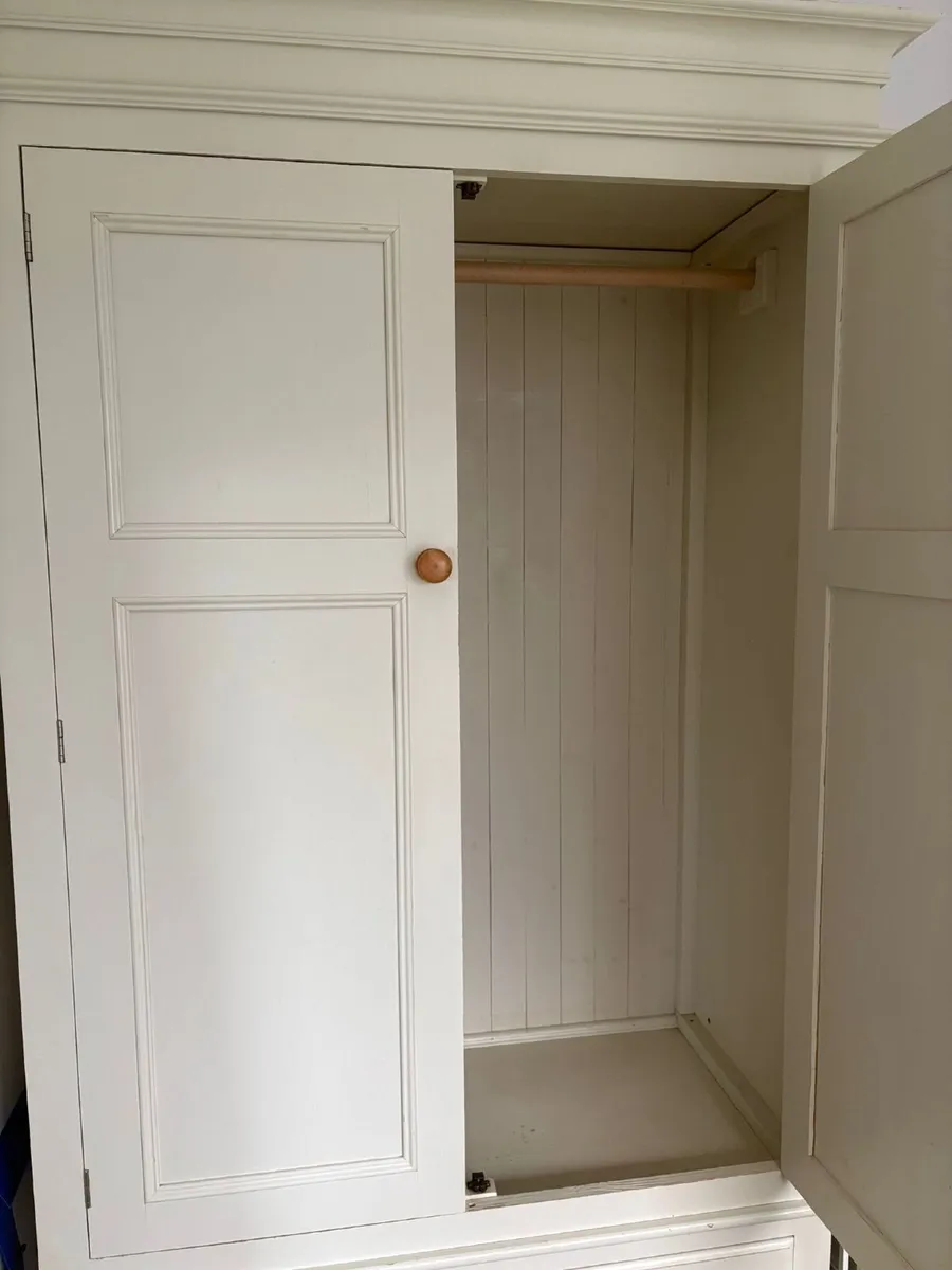 Double Wardrobe €150 ono - Image 2