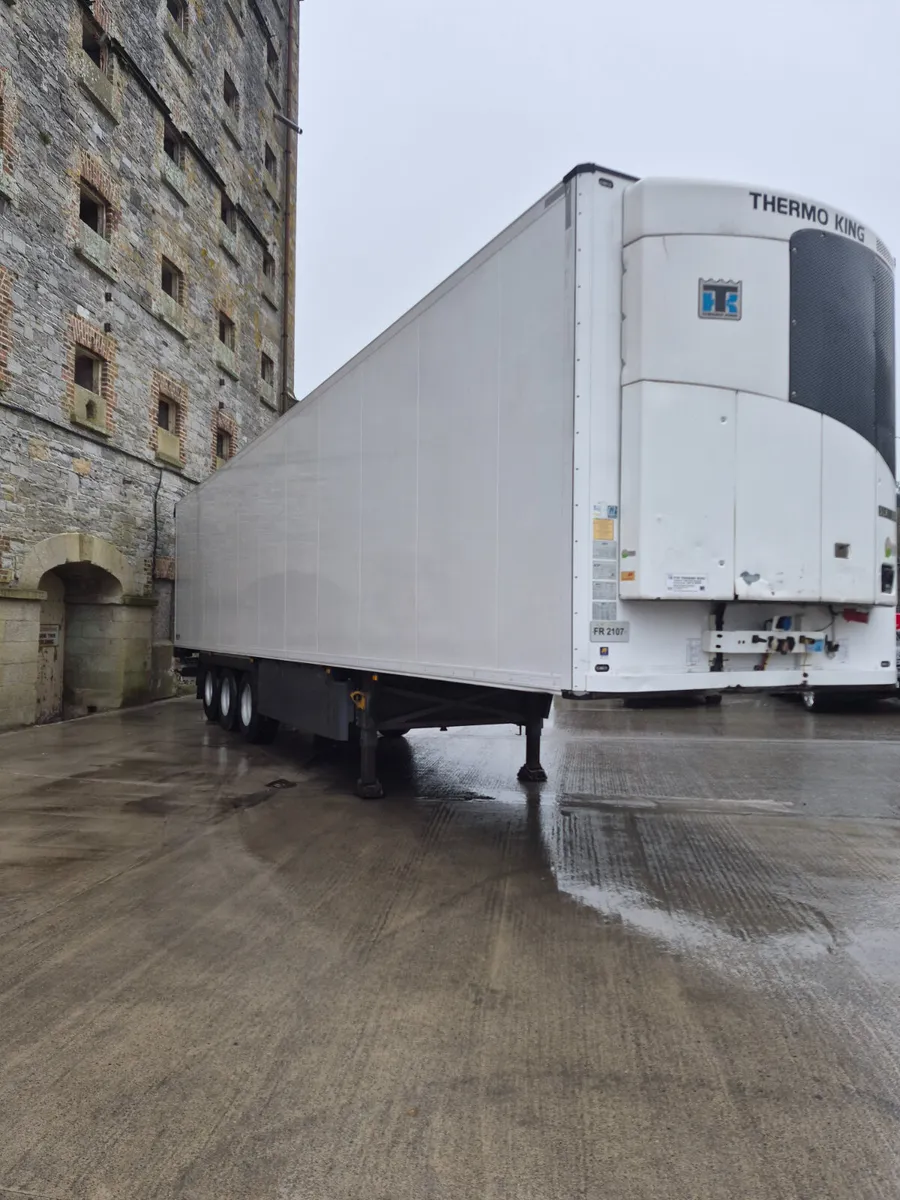 2016 Schmitz Single Temp Fridge Trailer - Image 1