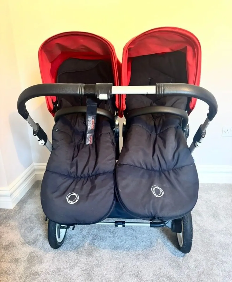 Bugaboo  Donkey Twin Buggy with car seats - Image 2