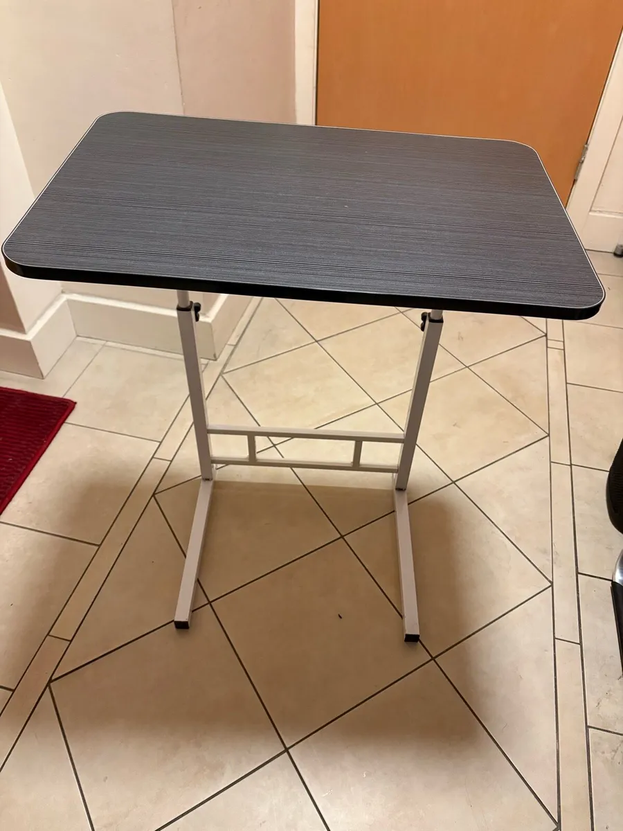 Laptop table - Image 2