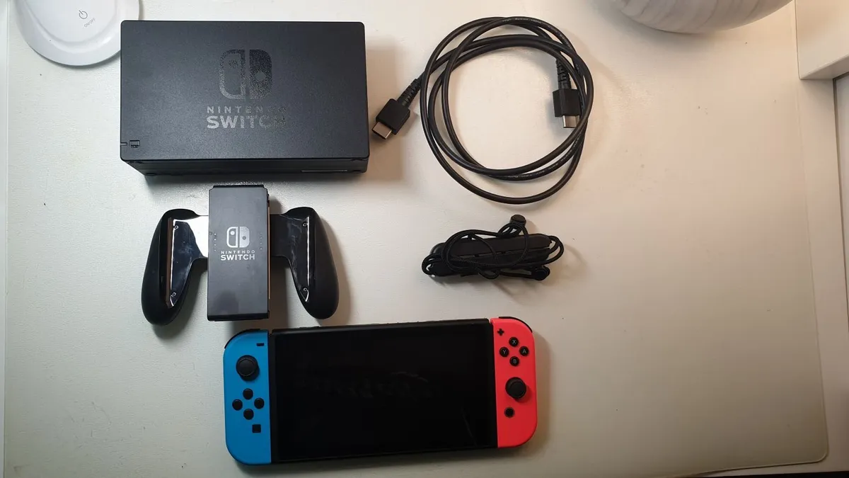 Nintendo Switch - Image 1