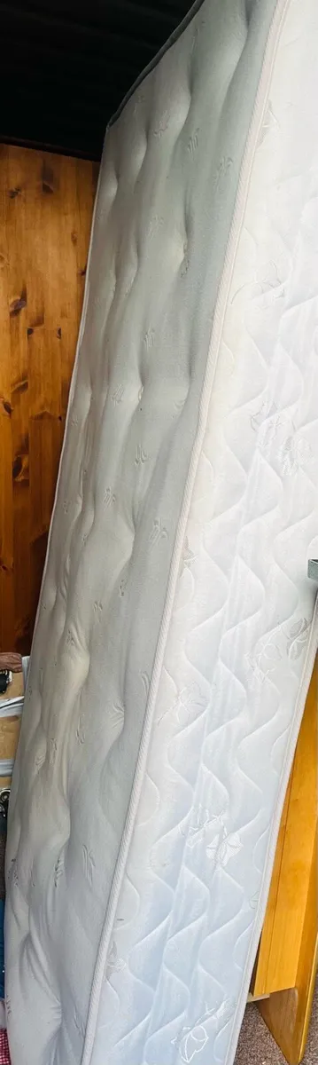 Mattress - Image 3
