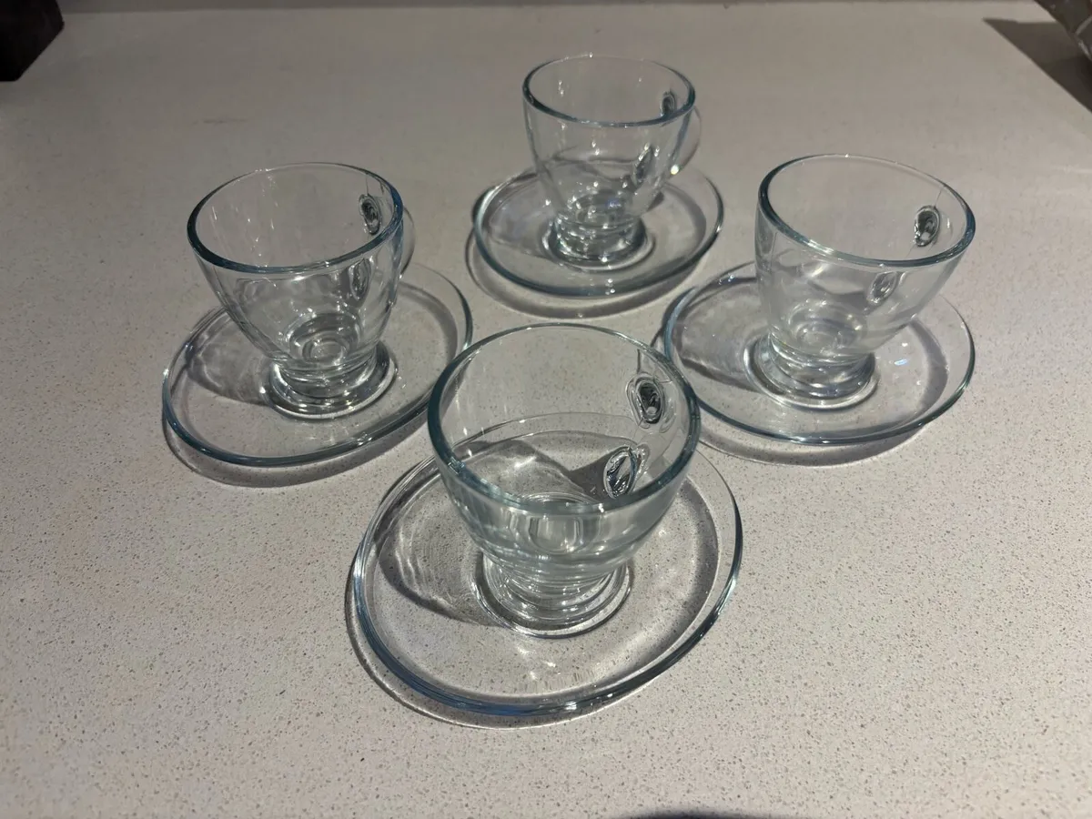 4x Espresso Glasses with saucers - Image 1