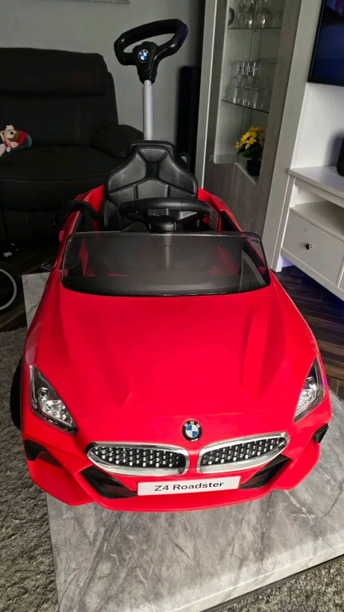 BMW TOY CAR - Image 1