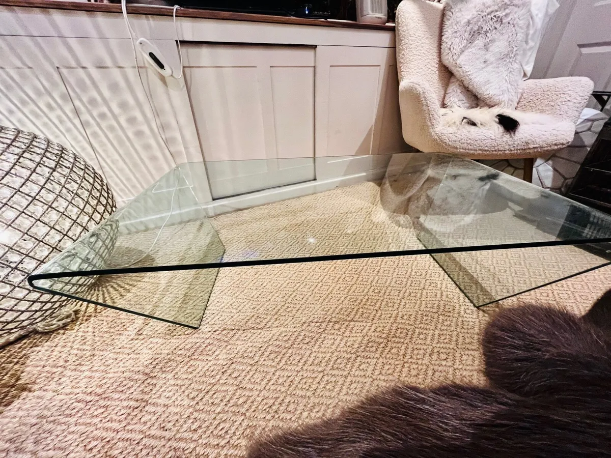 Glass coffee table - Image 1