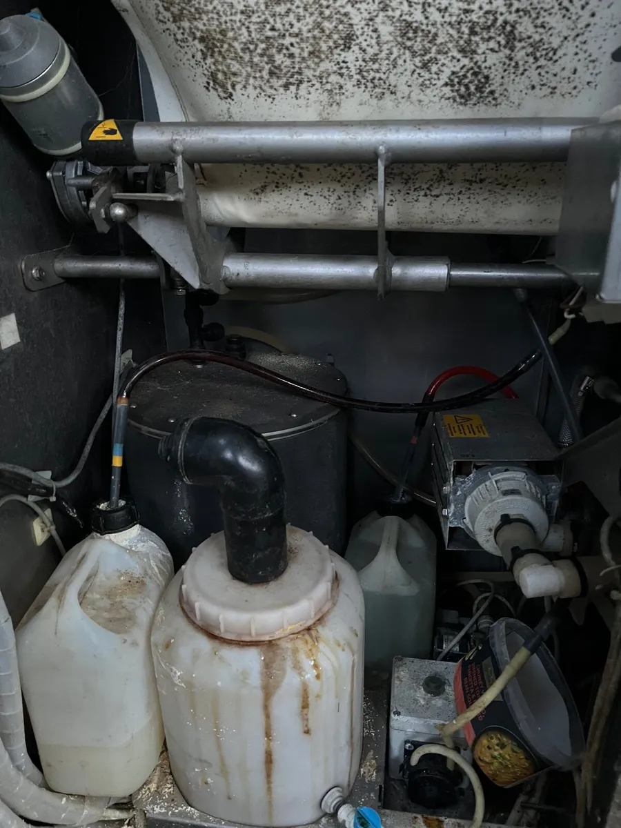 Urban automatic calf feeder - Image 2