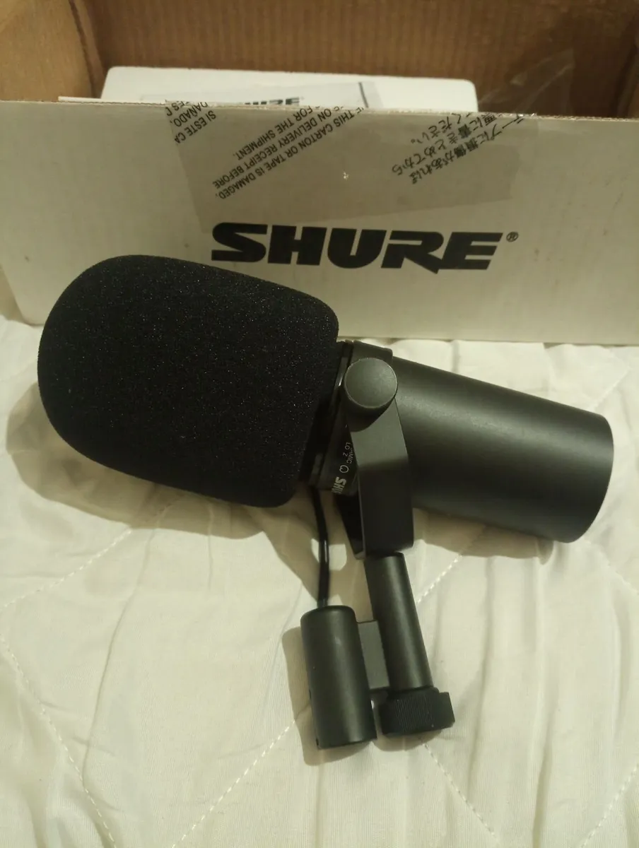 Shure SM7B Mic - Image 2