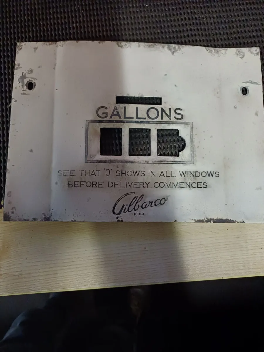 Vintage Petrol Pump - Image 2