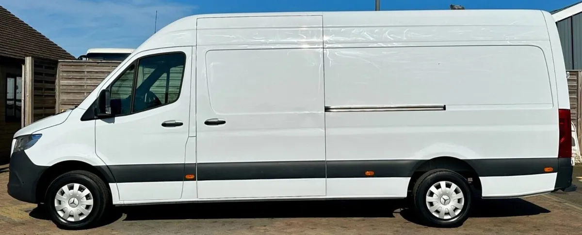 2023 Mercedes-Benz Sprinter High Roof Panel Van - Image 3