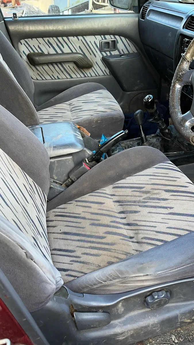 Toyota Land Cruiser - Image 3