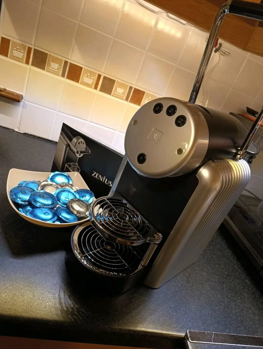 Nespresso Coffee machine - Image 1
