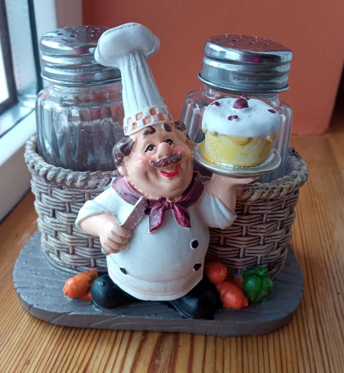 Salt & Pepper Set - Image 1