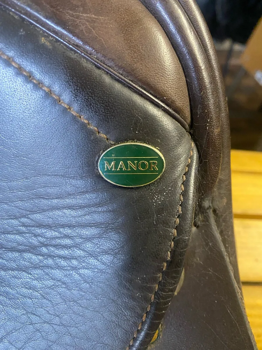 18” manor brown Leather saddle narrow - Image 2