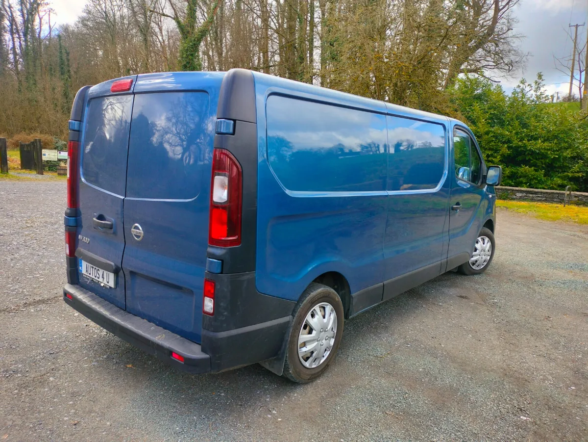 Nissan NV300 2018 - Image 4