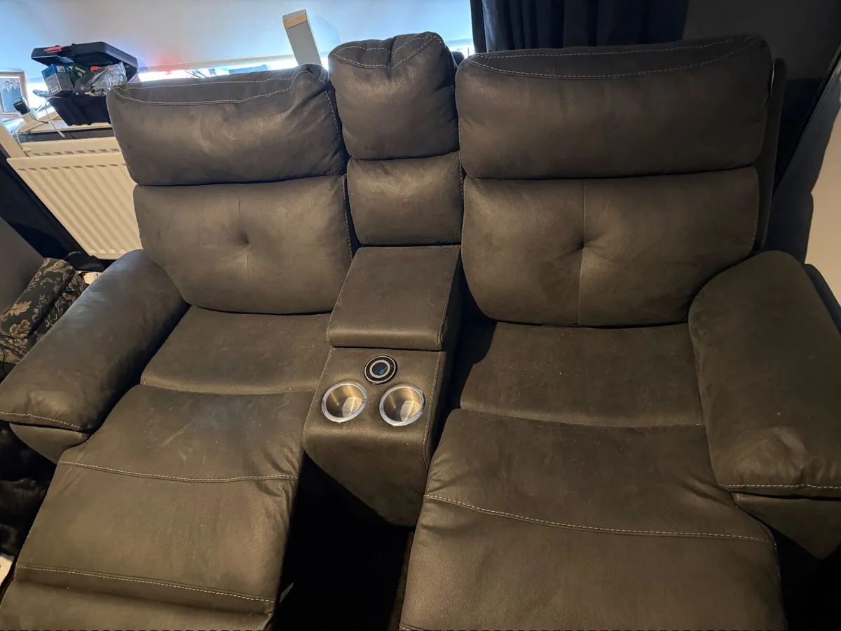 2 seater Recliner sofa - Image 4