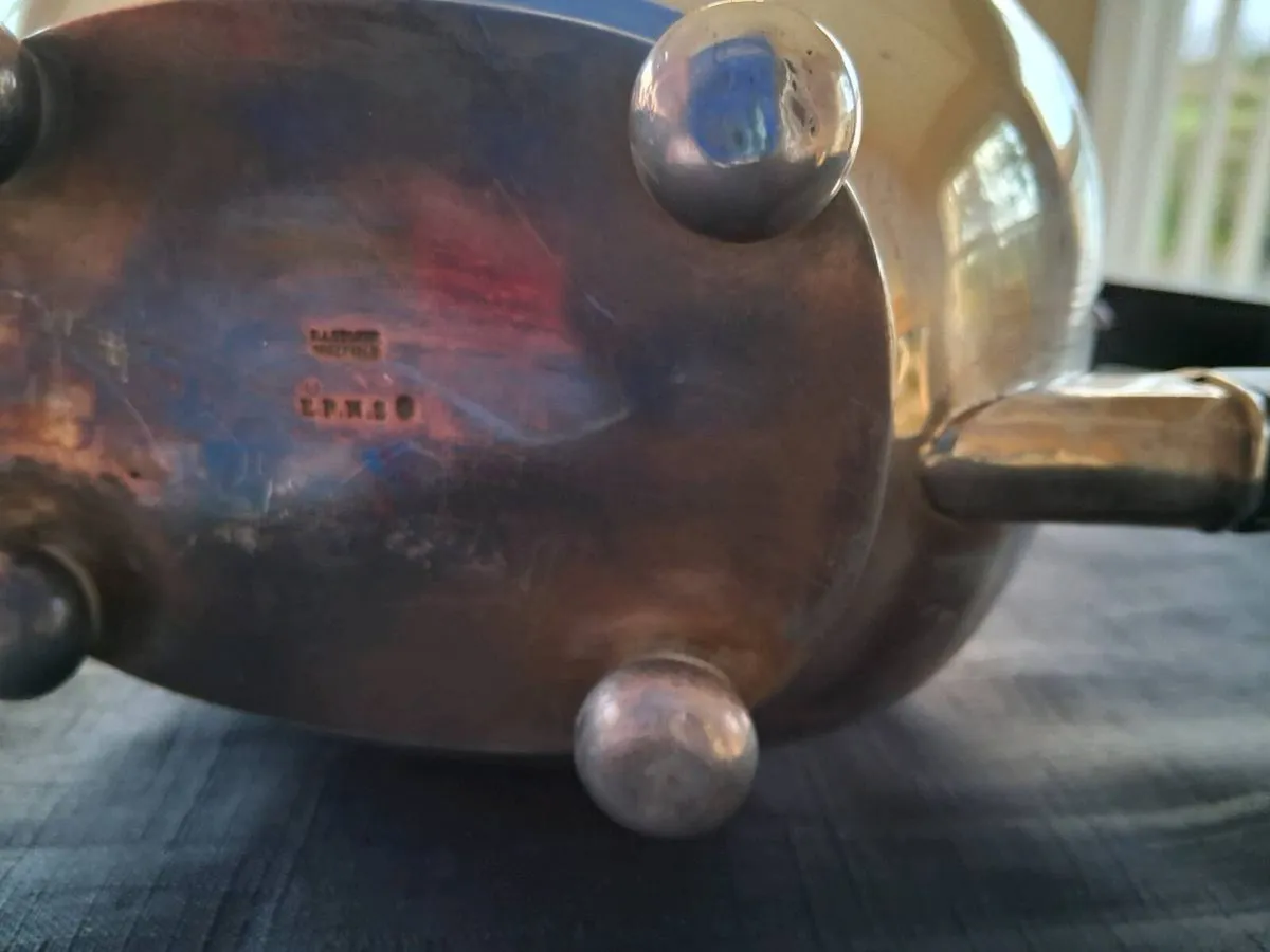 Silver Plated Edwardian Style Teapot - Image 3