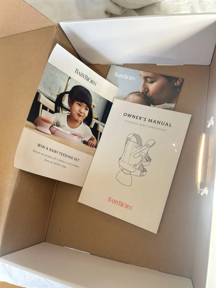 Babybjorn Green Mesh Baby carrier - Image 2