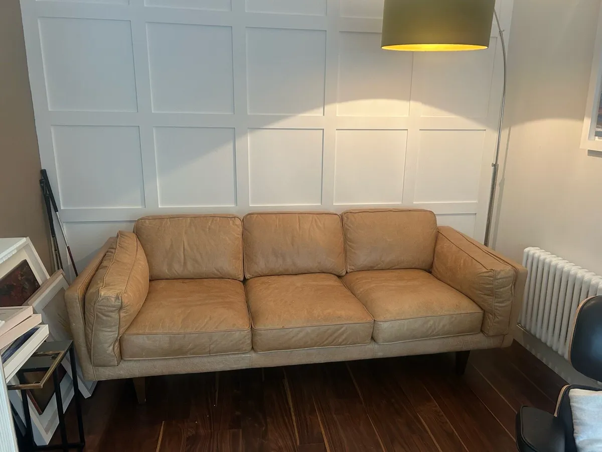 Couch - Image 1