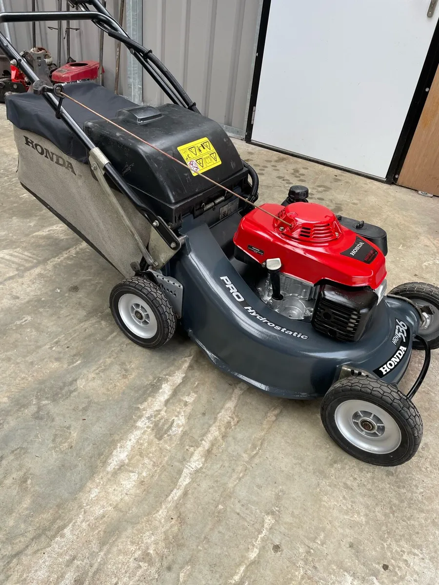 Honda Pro Lawn Mower Wanted - Image 3