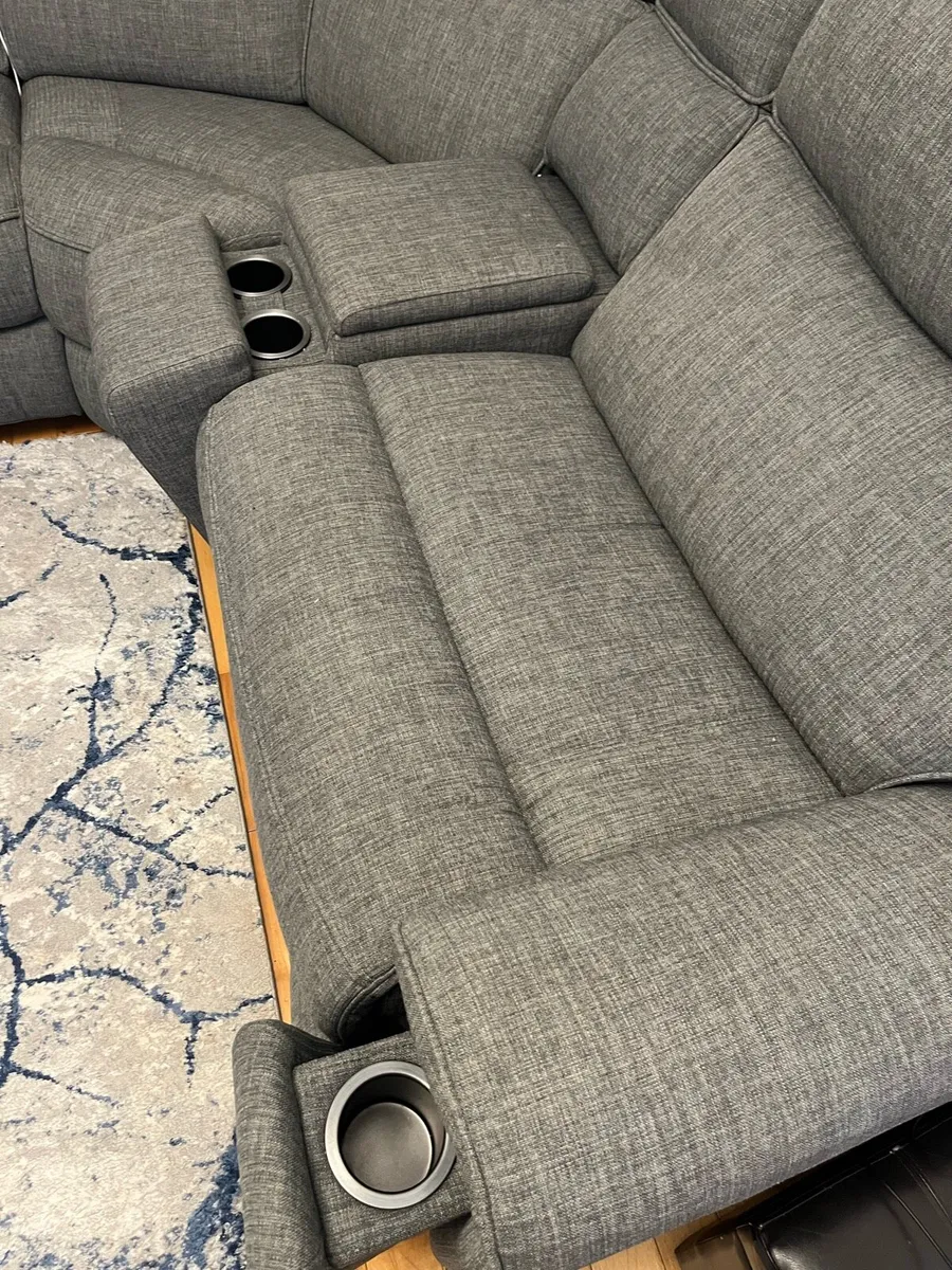 Reclinable L Vouch - Image 4