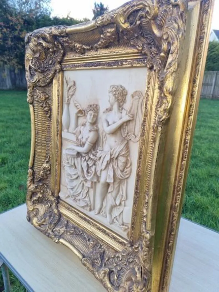A large mythological bas-relief in a gold frame - Image 2
