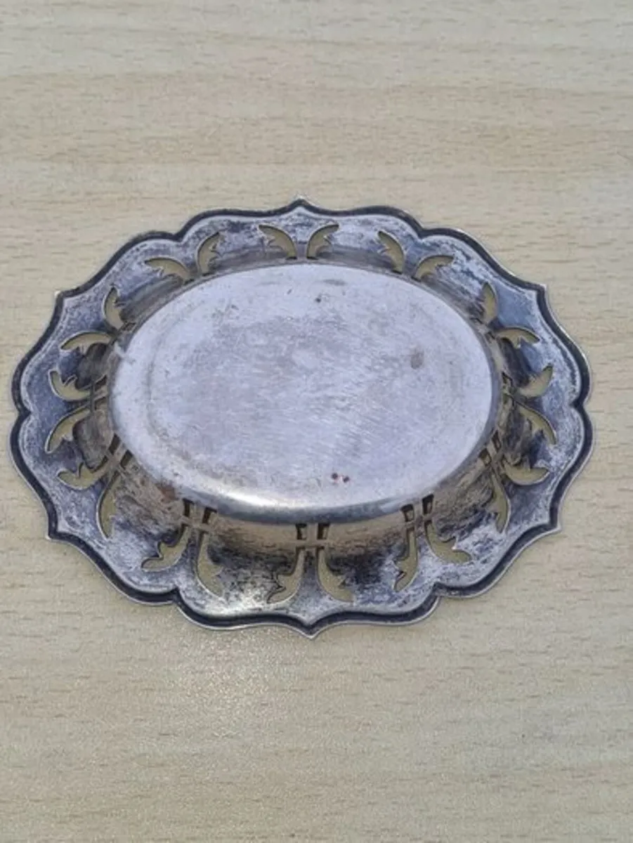 Small, oval trinket tray - Image 4