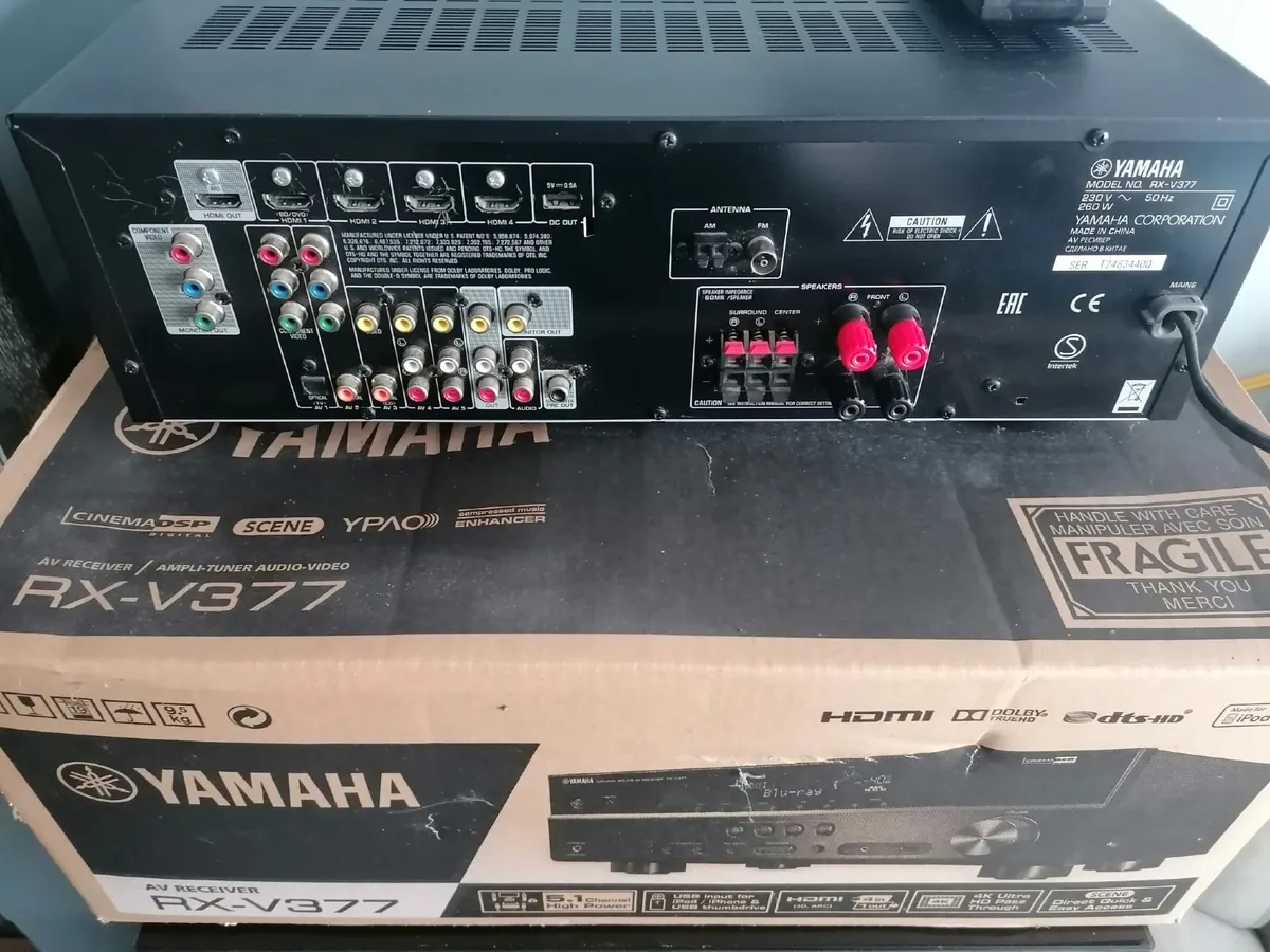 Yamaha RX-V377 - Image 2