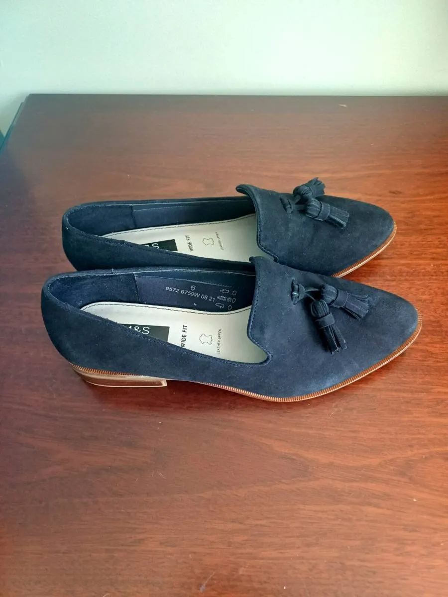 Widefit shoes - Image 2