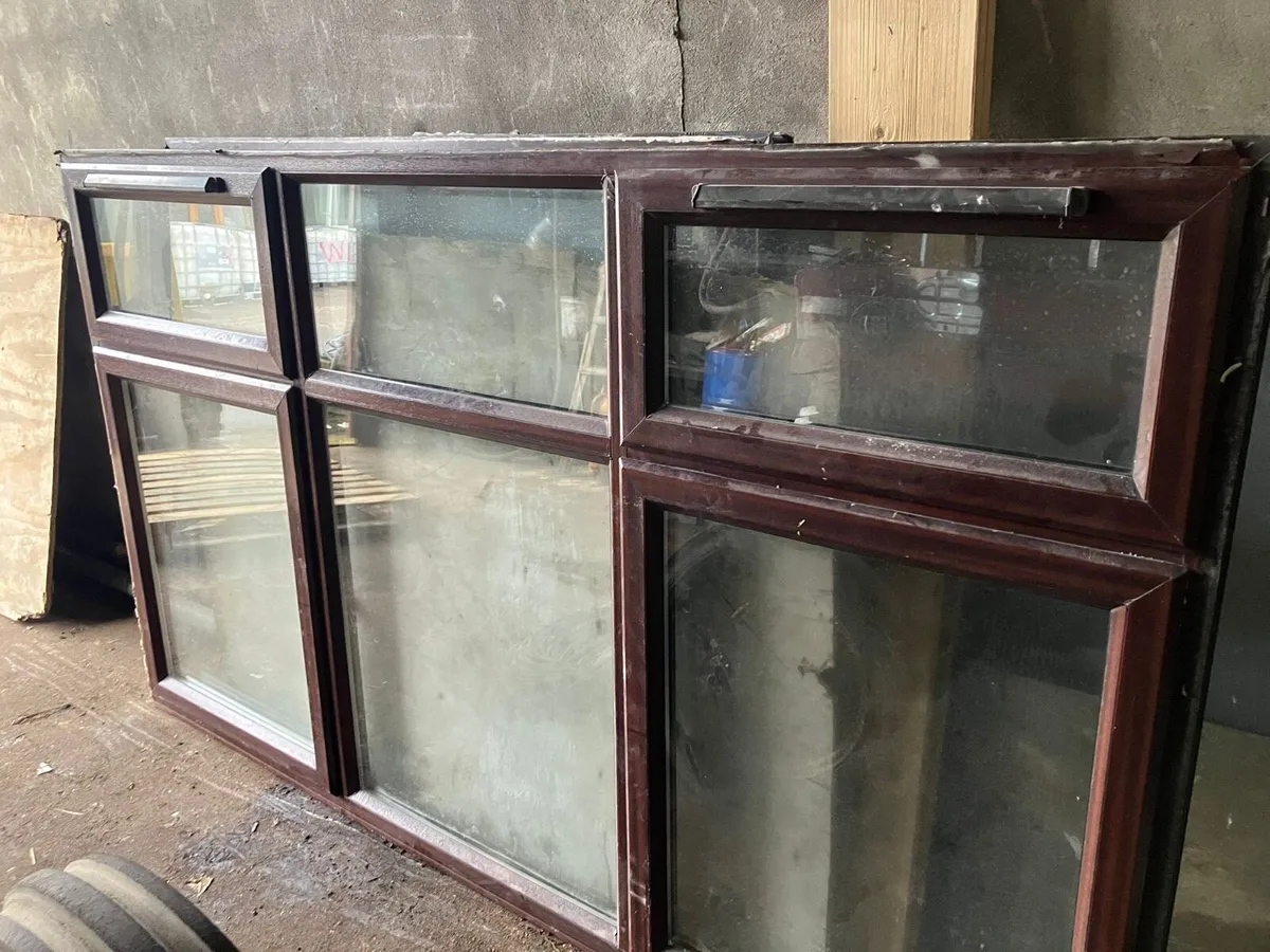 Window Frames with Glass - Image 3