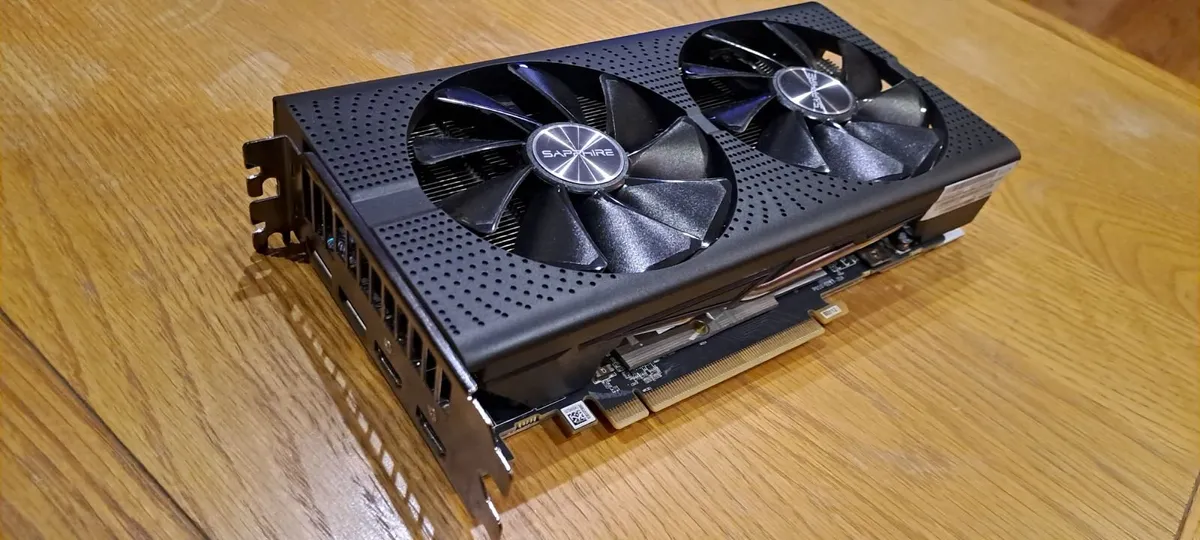 Radeon RX 570 4GB - Image 1