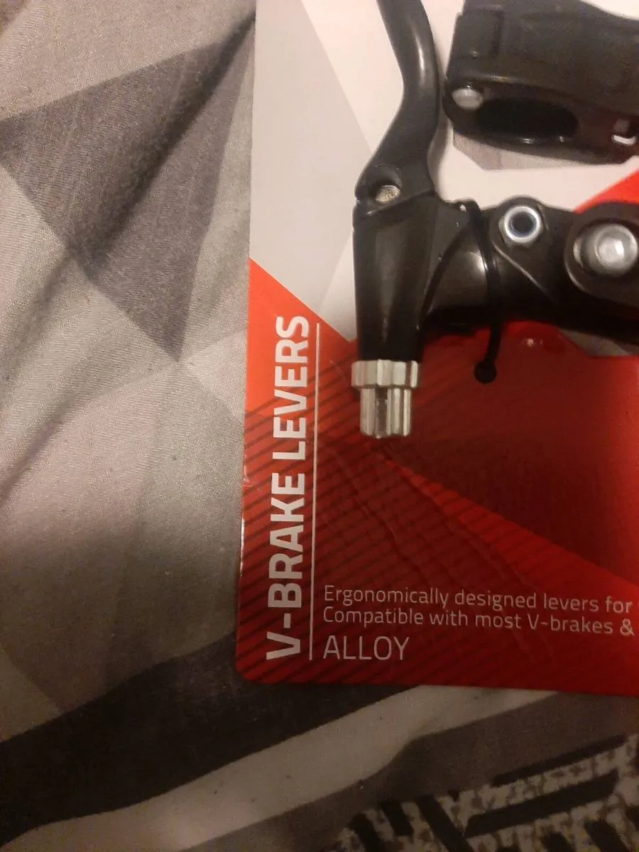 Clarks brake levers new - Image 2