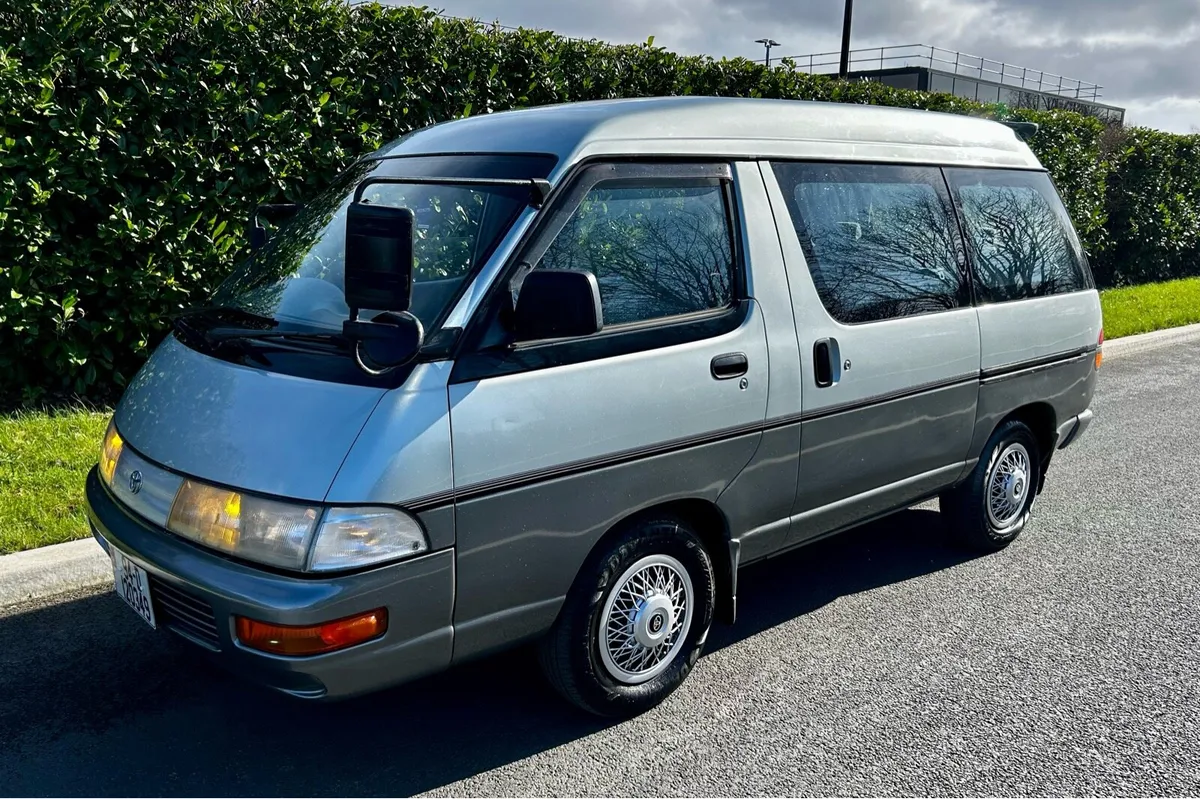TOYOTA TOWNACE SUPER - Image 2