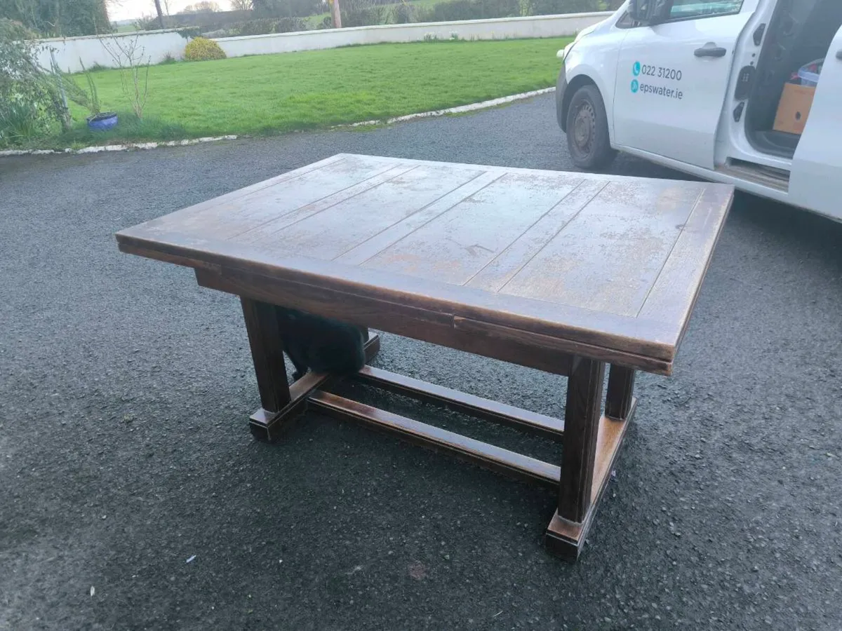 Kitchen table - Image 3