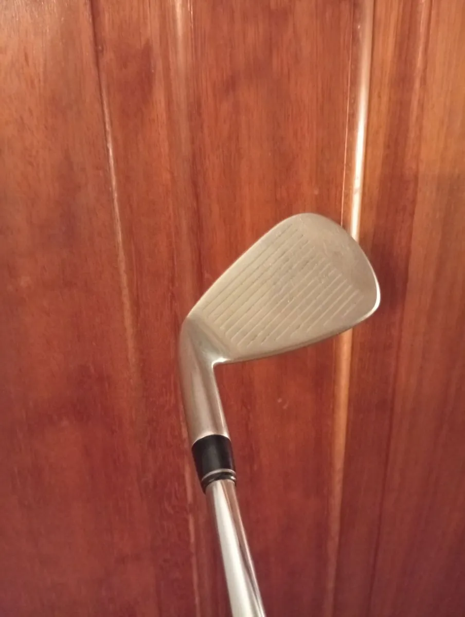 TaylorMade 320 PW Titanium Standard length - Image 4
