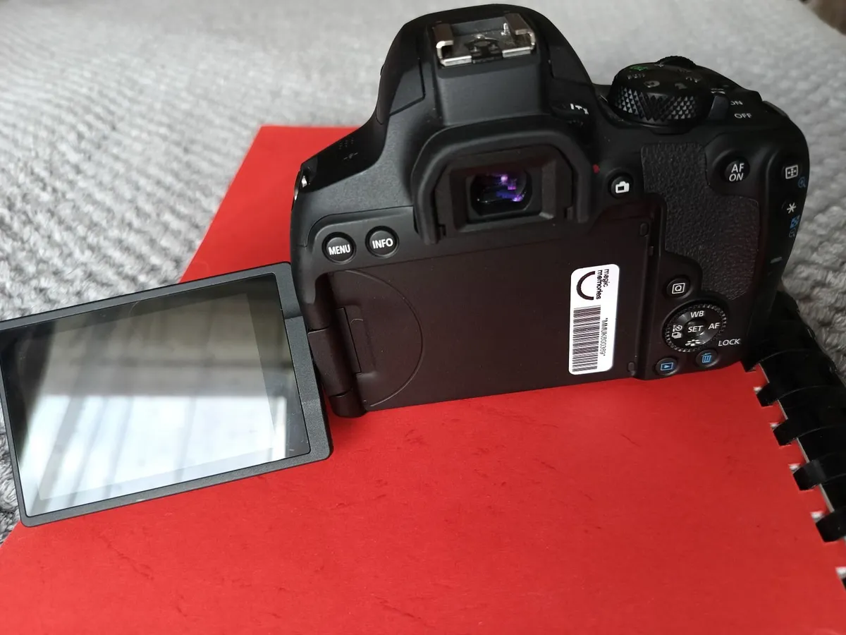 Canon 850d - Image 1