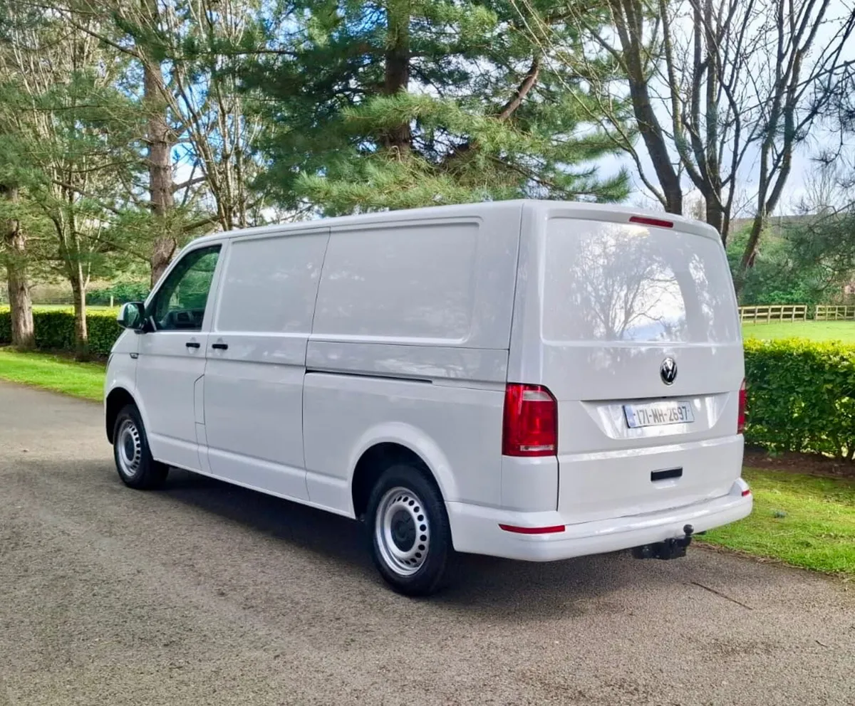 Volkswagen Transporter 2017 DOE 3/27 - Image 2