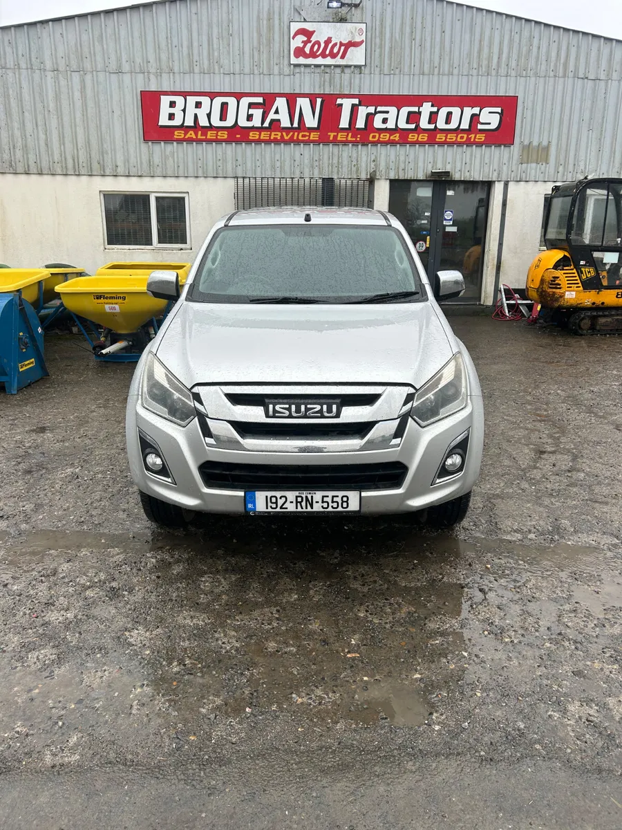 192 Isuzu D-Max - Image 2