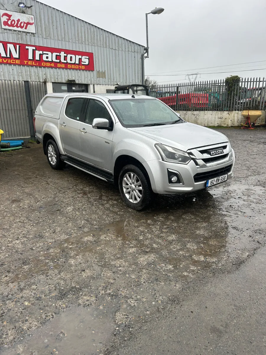 192 Isuzu D-Max - Image 1