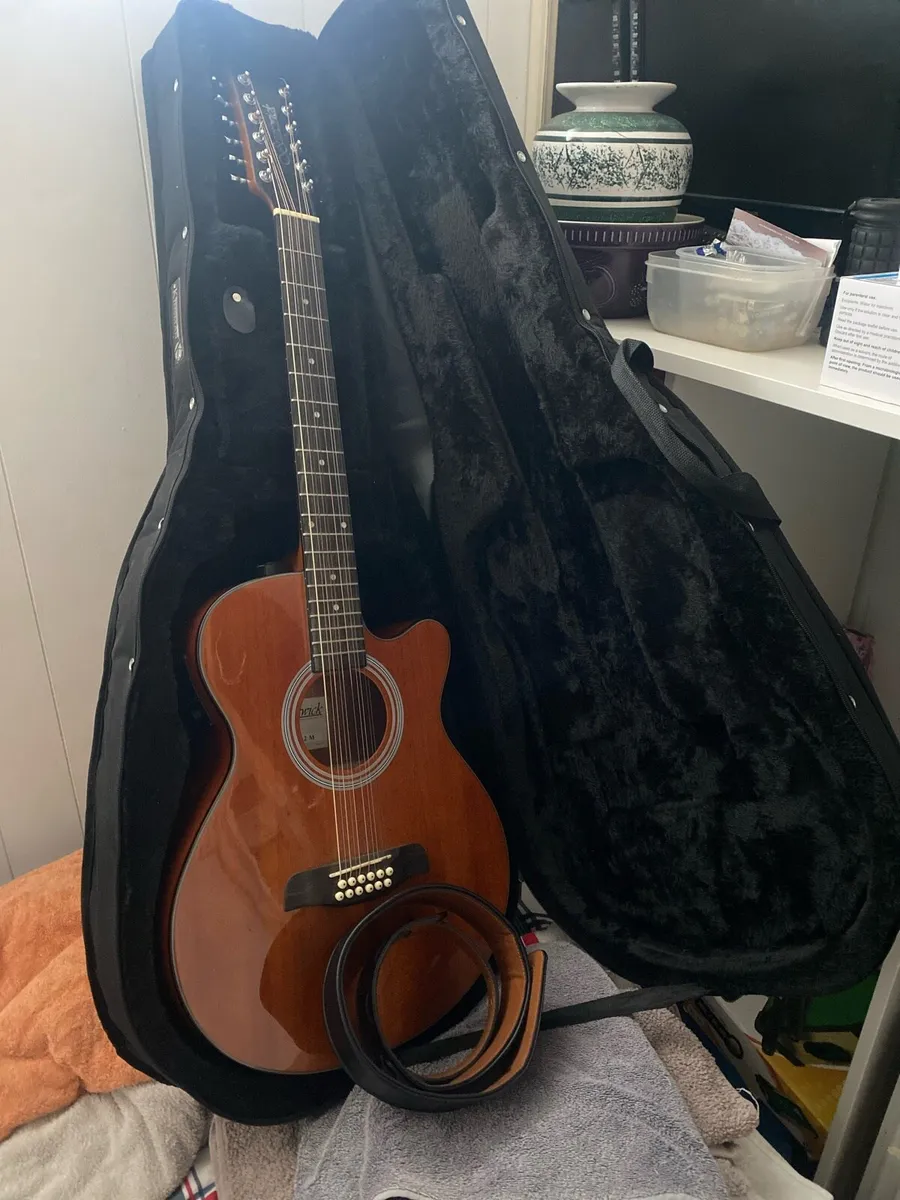 12 string Brunswick S/A Guitar with case & strap - Image 1