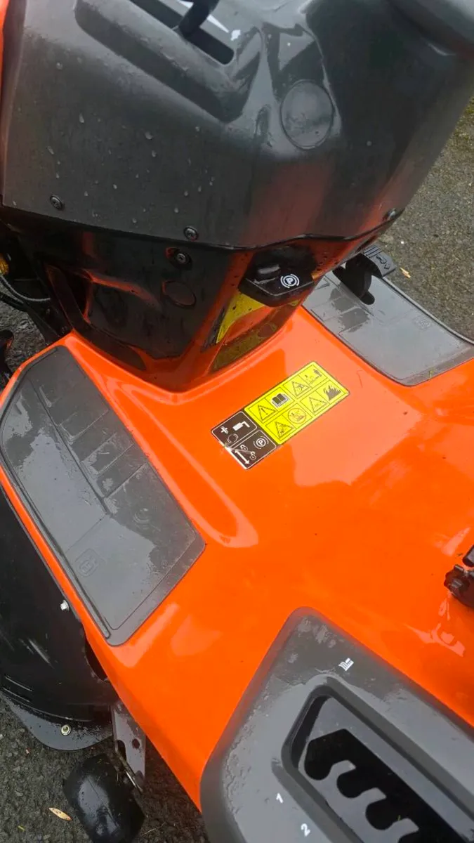 22HP Husqvarna - Image 2