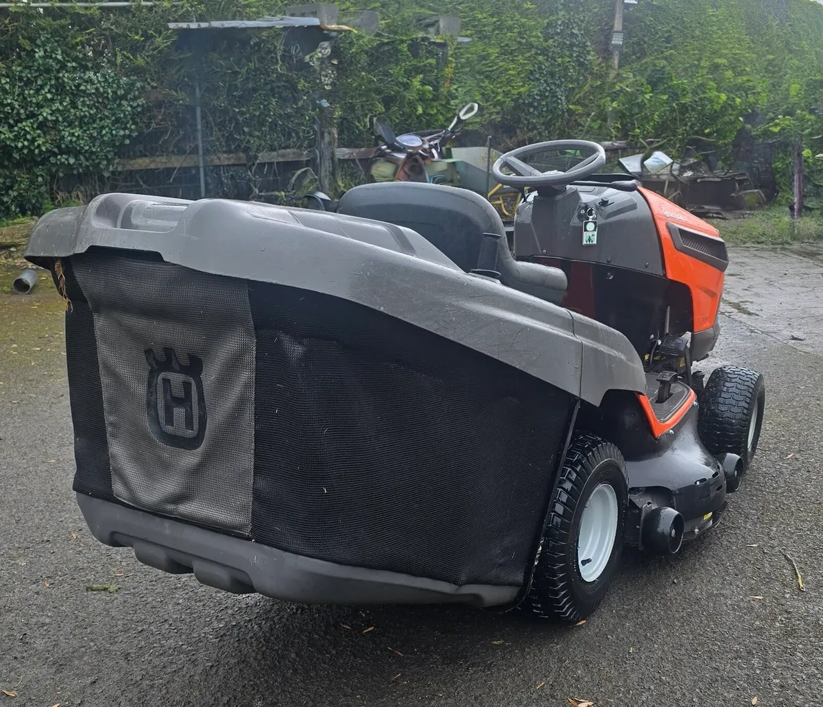 22HP Husqvarna - Image 3