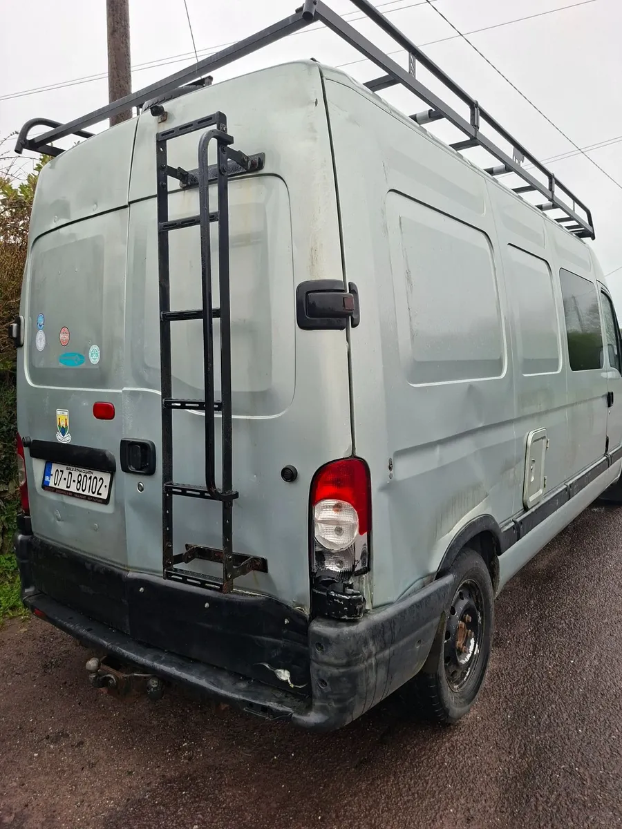 Nissan Interstar Campervan - Image 2