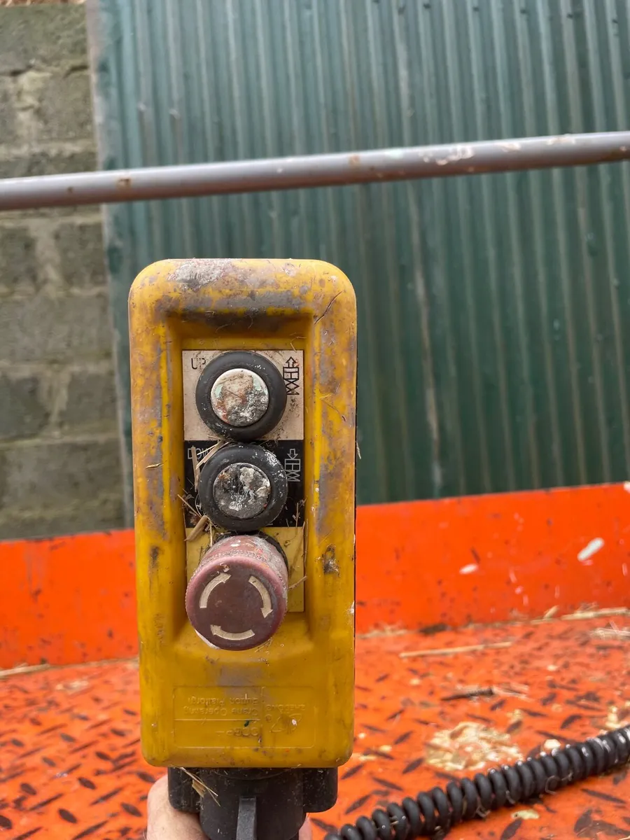 Scissors lift - Image 4