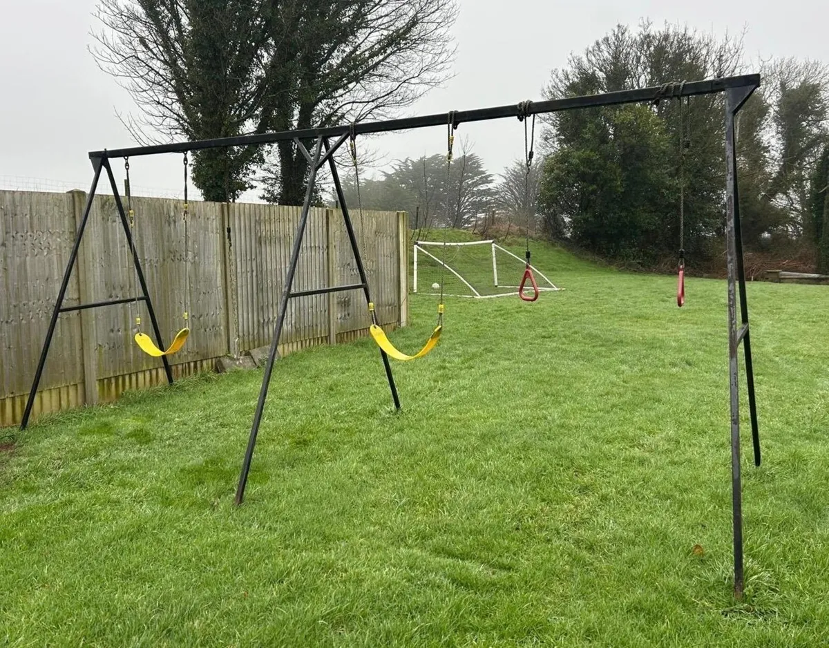Metal swing set frame